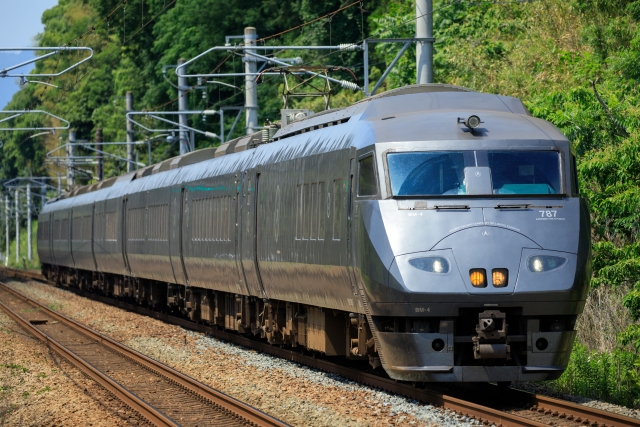 787系