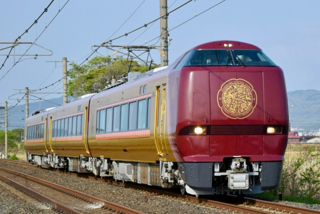 683系まほろば